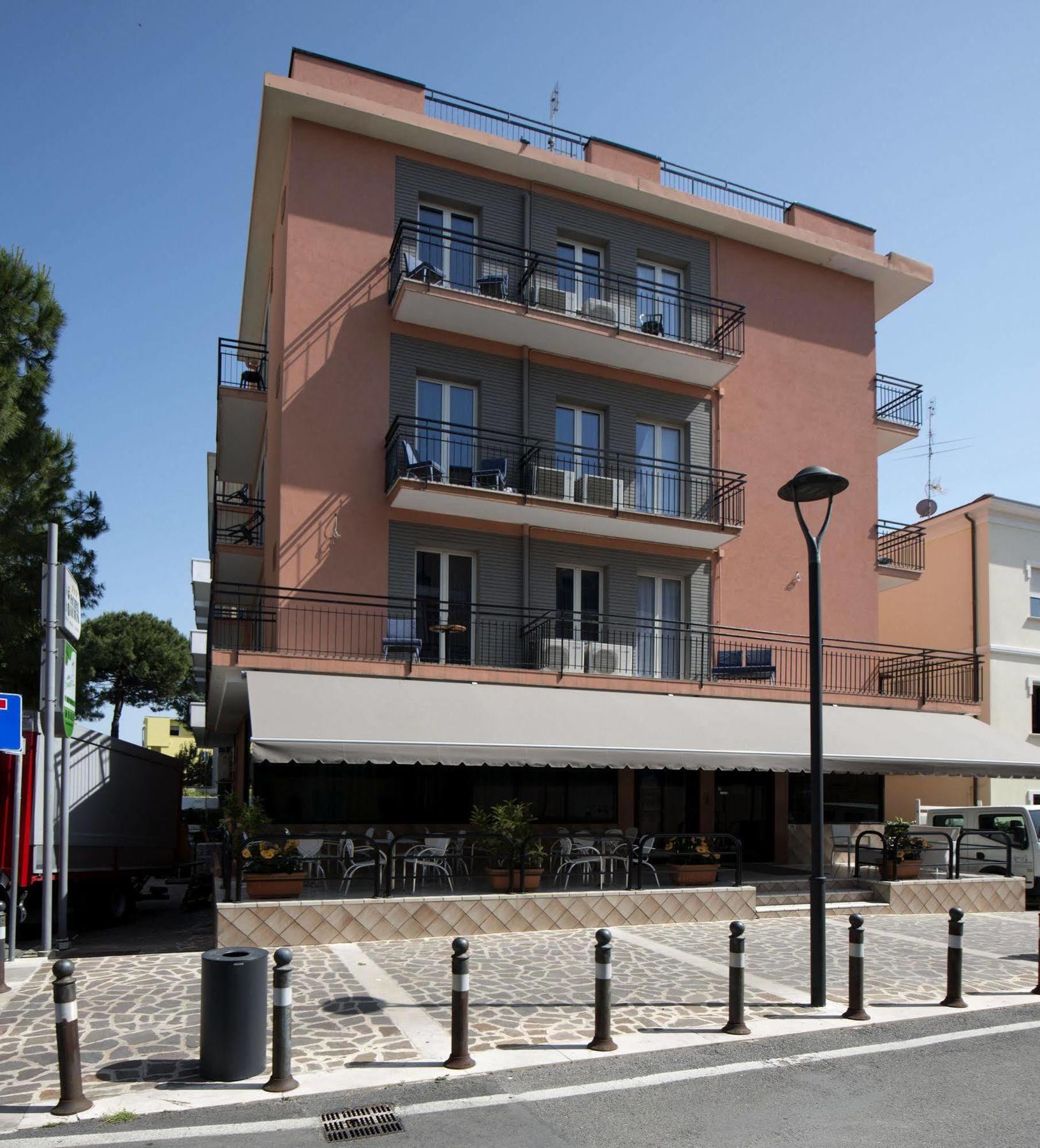 Hotel Scarlet Rimini Eksteriør bilde