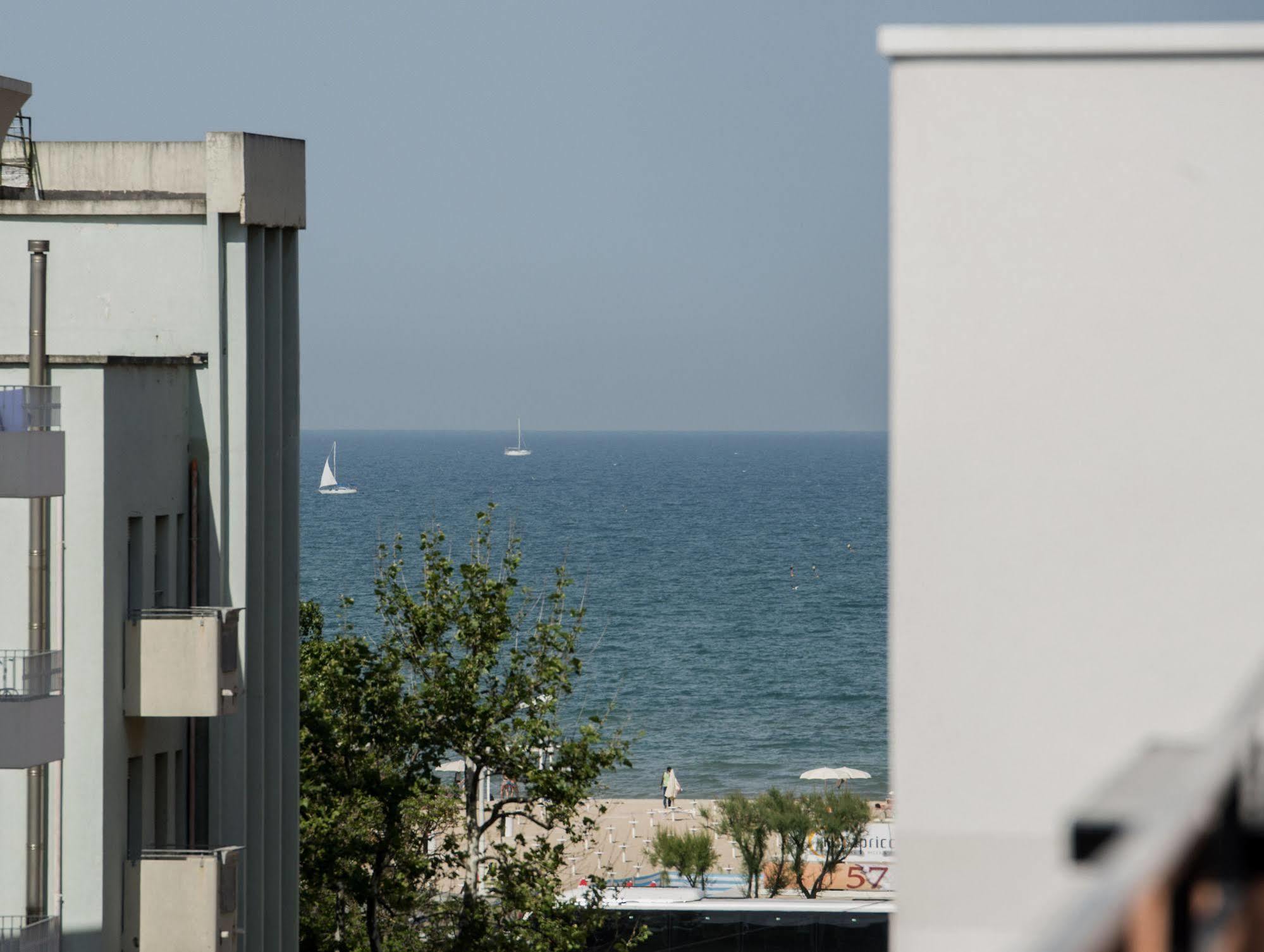 Hotel Scarlet Rimini Eksteriør bilde